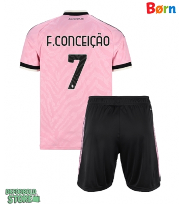 Juventus Francisco Conceicao #7 Replika Babytøj Udebanesæt Børn 2026-27 Kortærmet (+ Korte bukser)